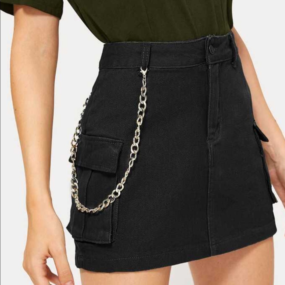 cargo skirt with chain